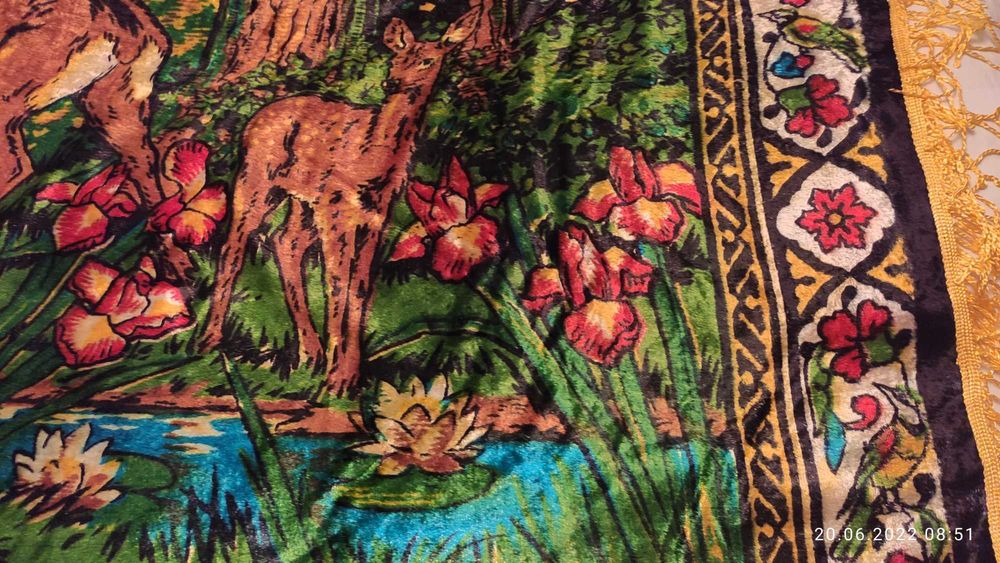 Ковёр настенный -художественный, новый.