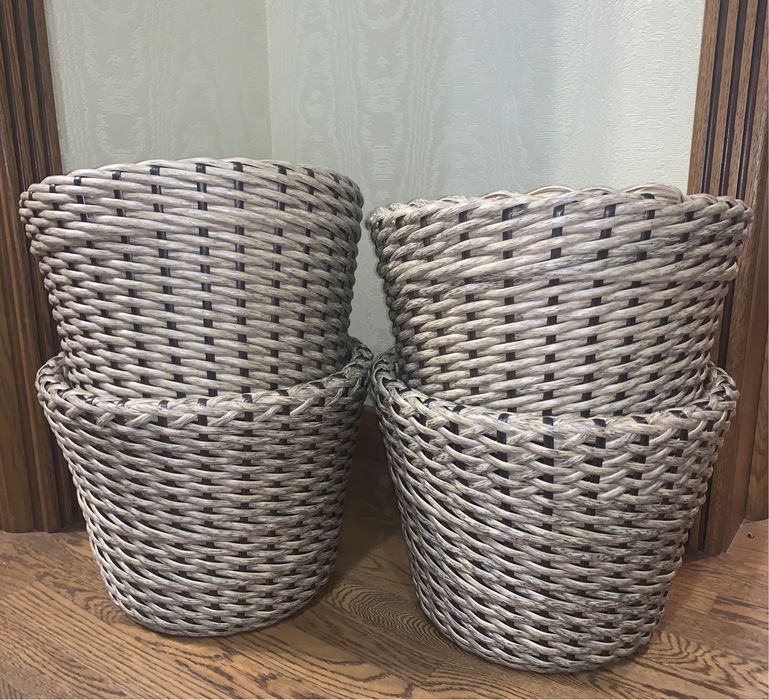 Кашпо из ротанга