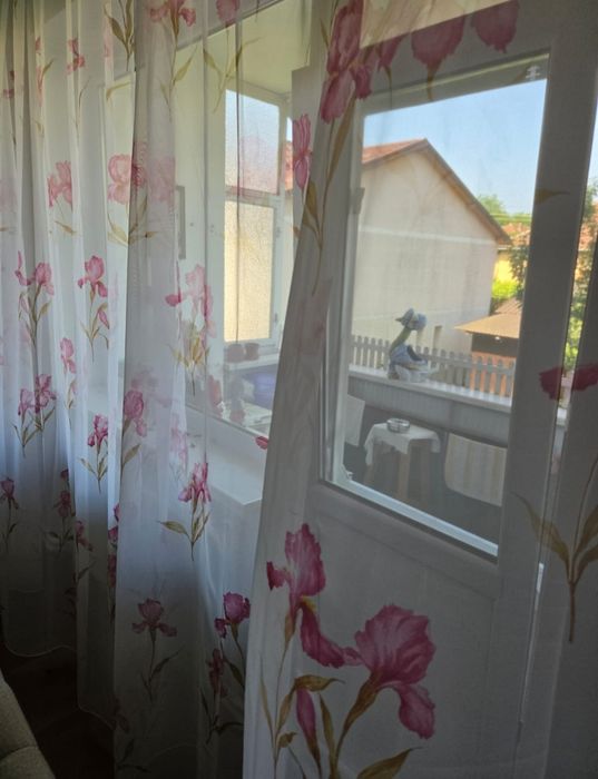 Apartament de vanzare cu 3 camere in conditie buna - Brad, Hunedoara
