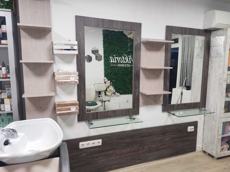 Фризьорски обзавеждане