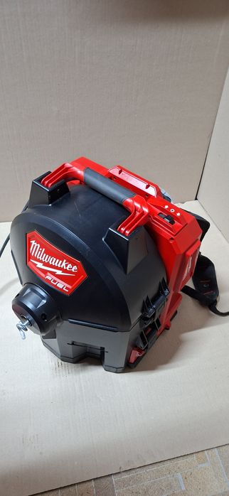 Milwaukee desfundat tevi