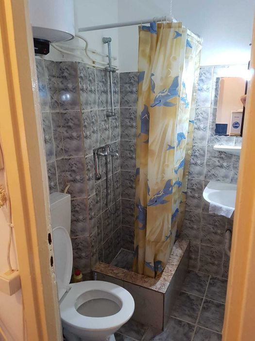 Inchiriez garsoniera