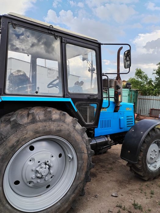 Продаётся трактор