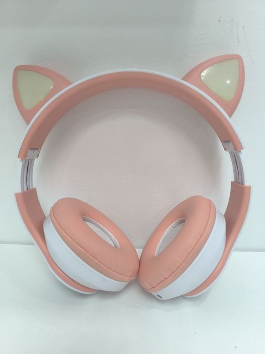 Продается Наушник,в отличном состоянии.Цена - 2000т