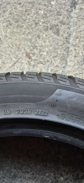 4 anvelope iarna RFT  Pirelli,fata 245/45/18,spate 275/40/18.Pret/buc.