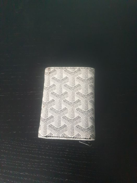 Vand portofel 70 lei