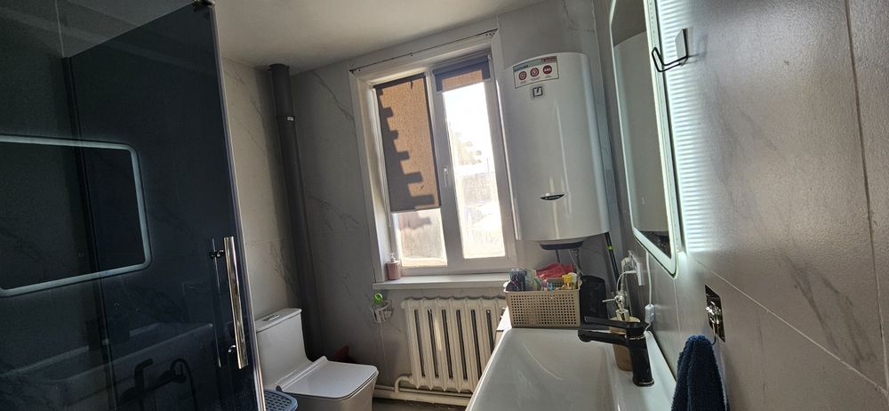 Продается частный дом в мкрн.Солнечный. Возможен хороший торг