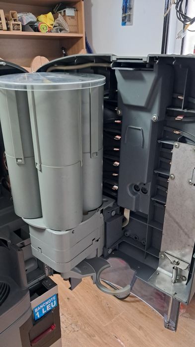 Automate cafea zanussi colibri c5  250euro