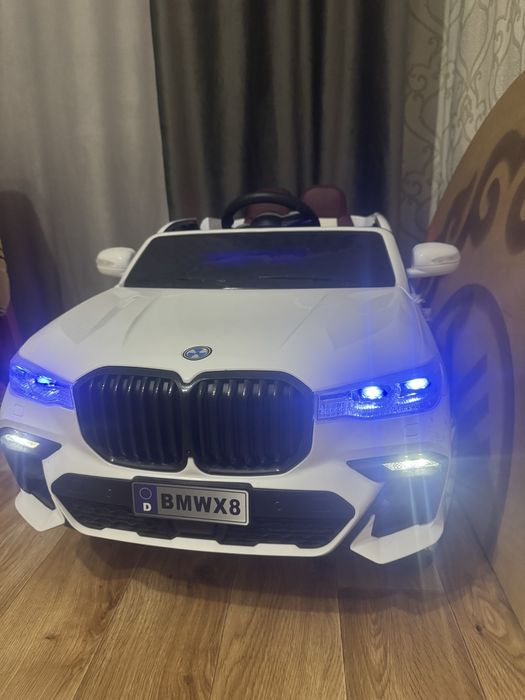 Детская машина BMWX8