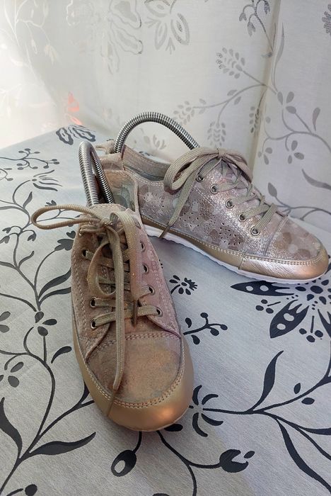 Кожаная обувь из Европы р-р 37-38