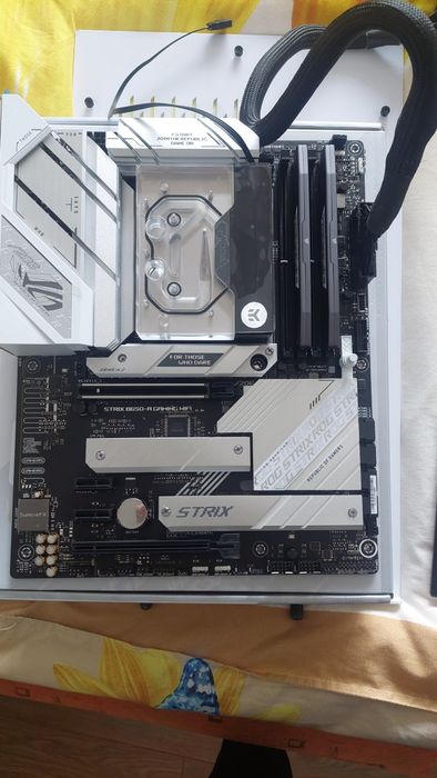 Waterblock CPU EK-Quantum Velocity² D-RGB - AM5 Nickel + Plexi