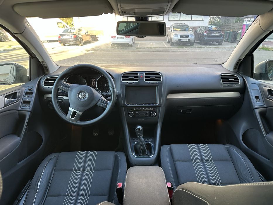Volkswagen Golf 6 { 2013 } 1.6 Diesel