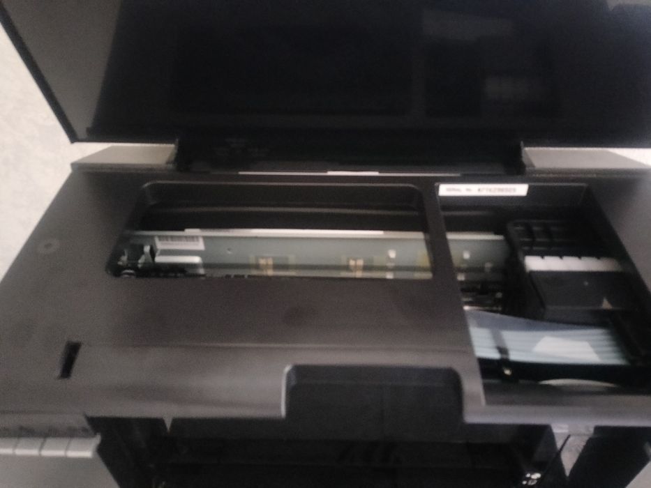 Продам принтер почти новый