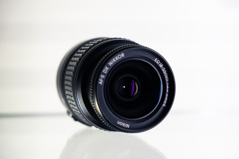 Nikon D3200 + obiectiv 18-55mm f3.5-5.6