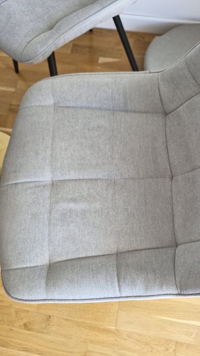 Set masa rotunda cu 4 scaune