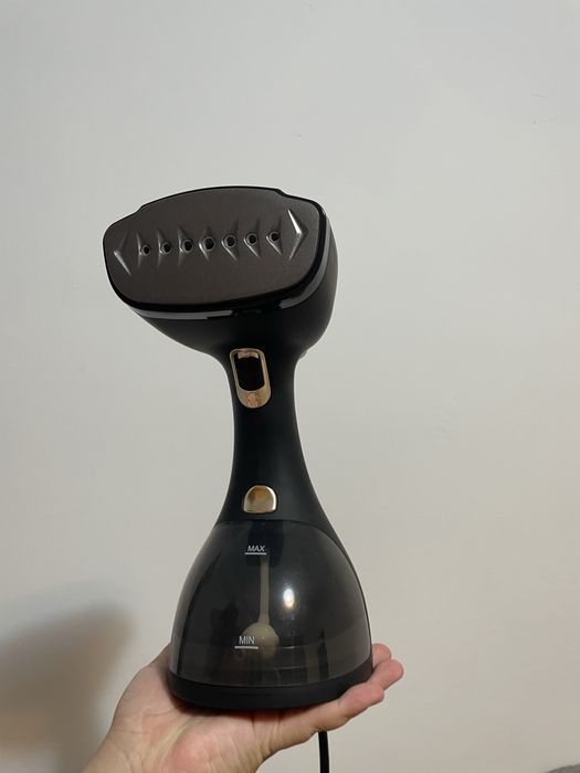 aparat de călcat vertical Myria