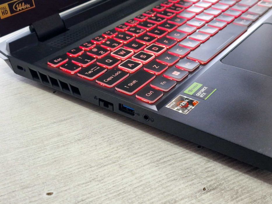 Геймърски лаптоп Acer Nitro 5 (AN515-46) | RTX 3070 Ti (8GB) | Ryzen 7 6800H | Кашон
