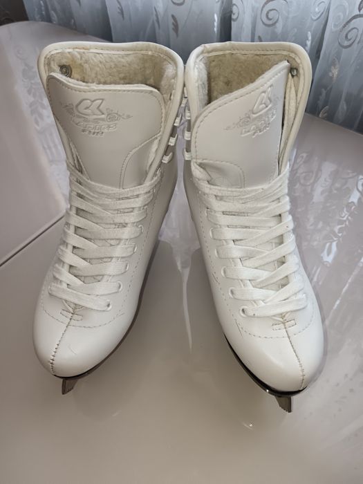 Коньки фигурные детские