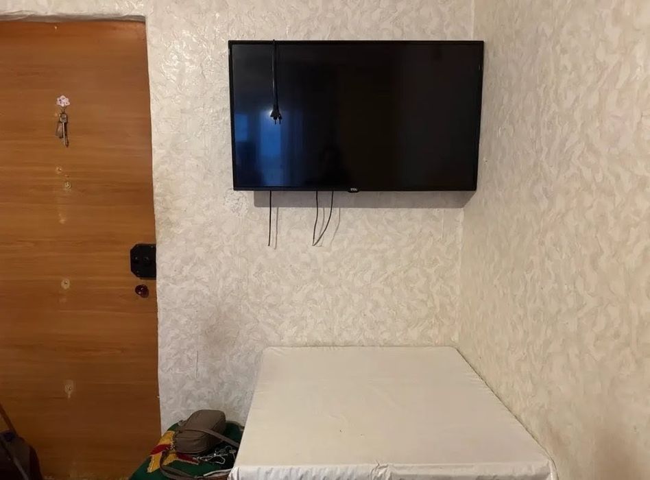 Продам дешево комнату в центре города