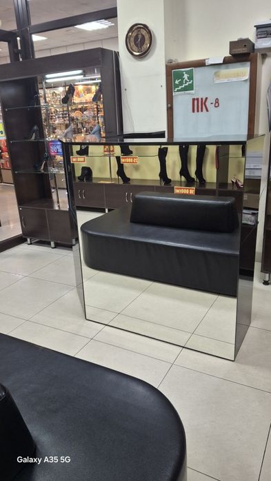 Стол для ресепшена