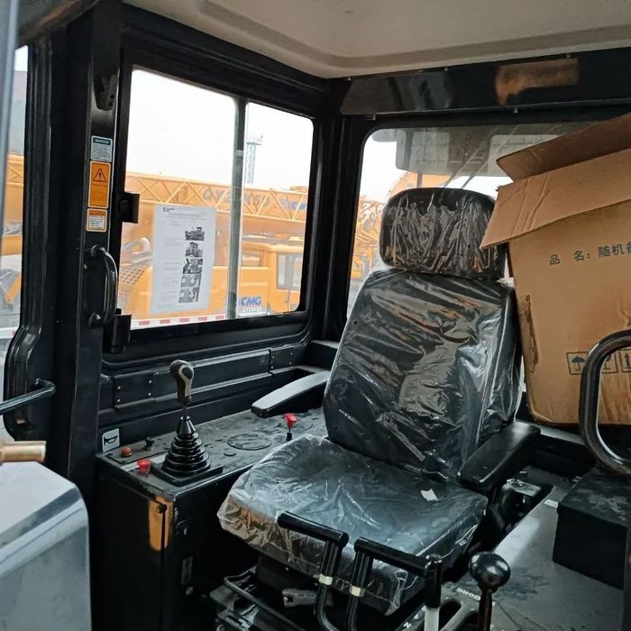 Болотный бульдозер CLG B160CL в наличии в Ташкенте