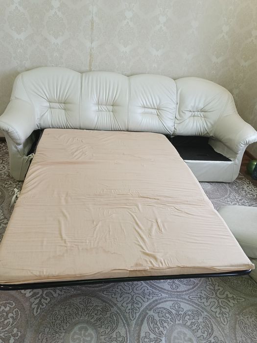 Диван угловой качество отличное