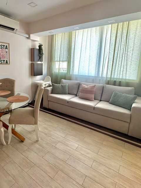 2BR Haven - Steps from the Mall 130€