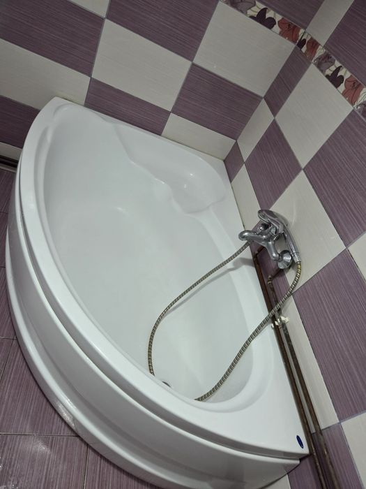 Vând cadă de baie