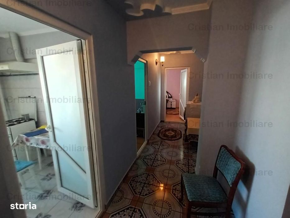 Apartament 3 camere confort 1 decomandat zona Vidin