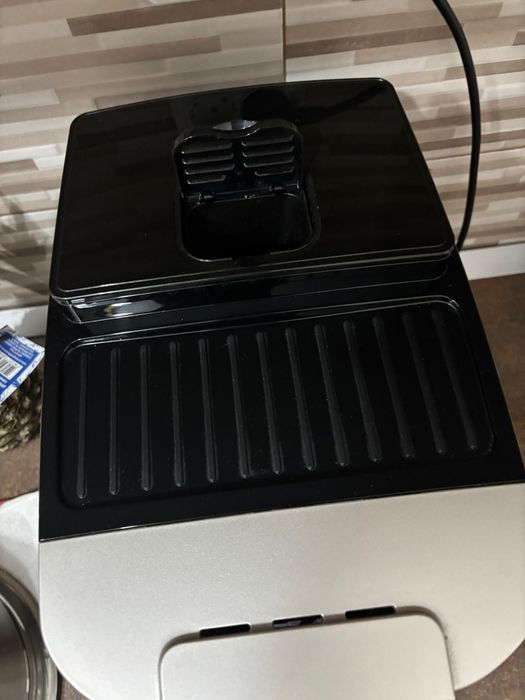 Expresor cafea DeLonghi magnifica