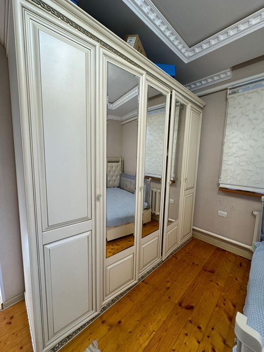 Продам спальный гарнитур