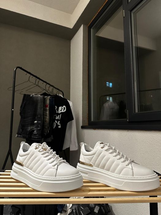 Adidași John Richmond