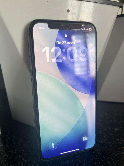 Iphone 11 pro в отличным состояние