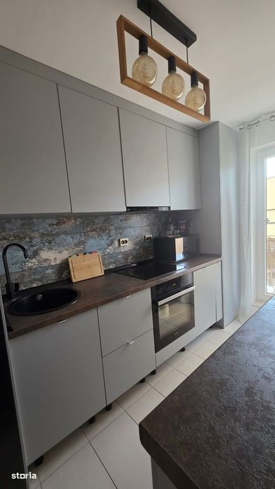 Apartament 3 camere, 70mp, balcon, lift