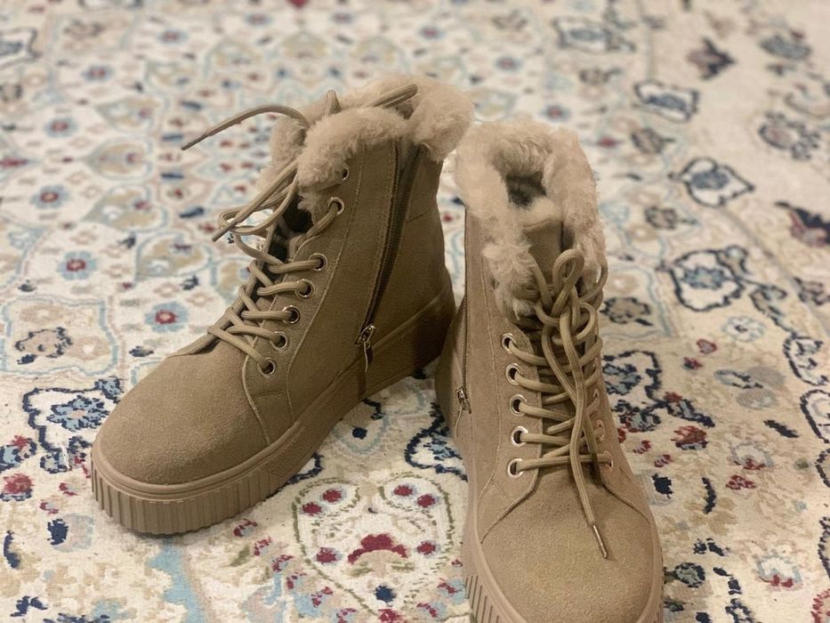 Продам обувь, зимнюю