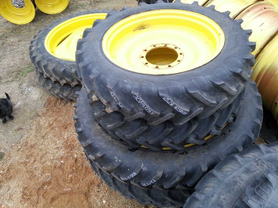 Roti inguste fixe reglabile tipurile de tractoare John Deere Claas etc