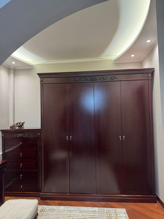 Спальный гарнитур