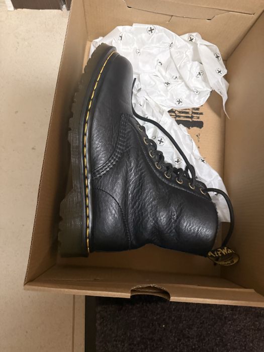 Дамски боти Dr Martens