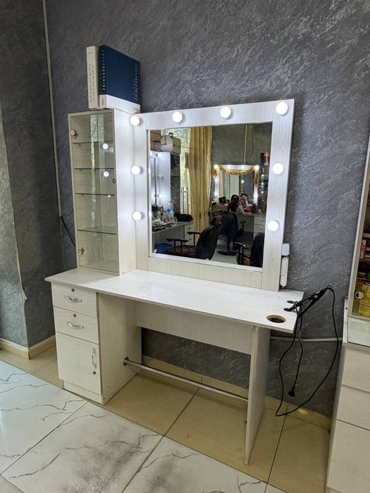 Продам мебель для салон красоты