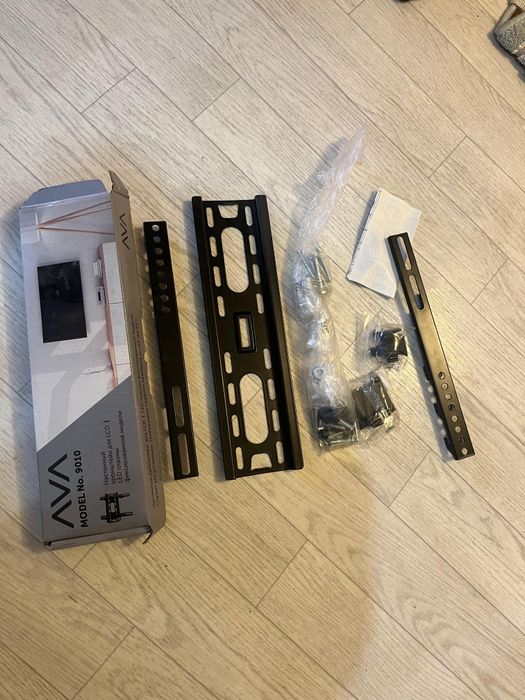 Настеный кранштейн для тв