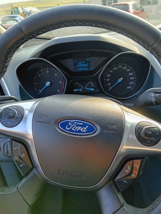 Autoturism cu 7 locuri ! FORD