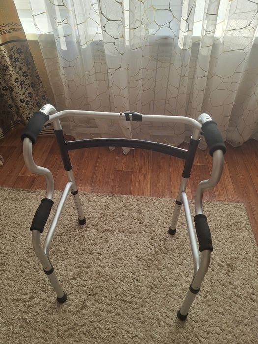 Ходунки для взрослых