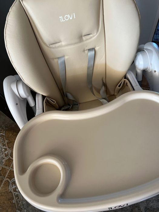 Детский стульчик для кормления