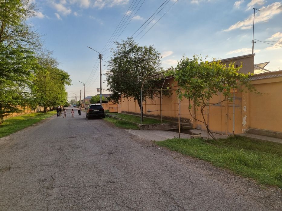 Yuqori Chirchiq Yangi O'zbekiston hududi 2 ta uchastka 1 ta katta hol