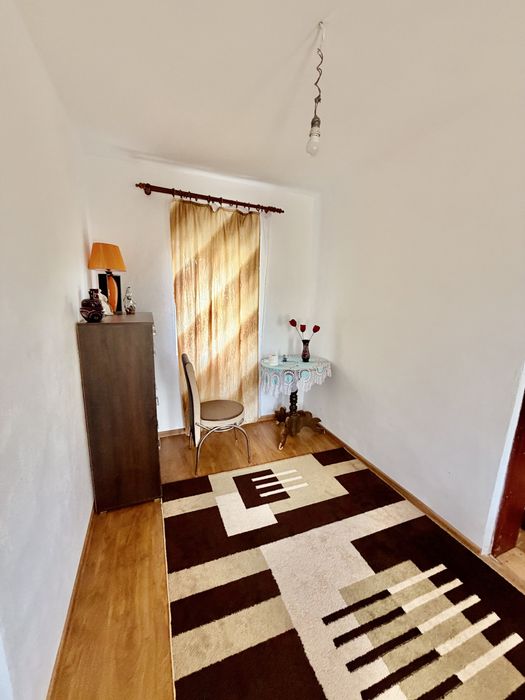 Casă de vânzare sat Petrești com Bărbătești jud Gorj