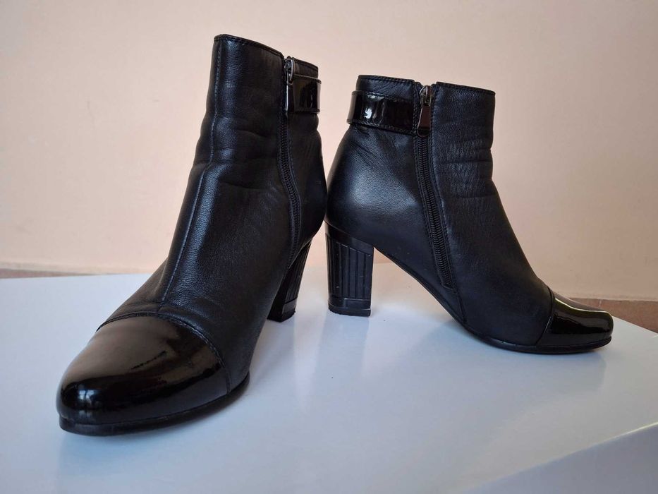 Боти Естествена Кожа и Естествен Лак с Метални Декорации!№ 37