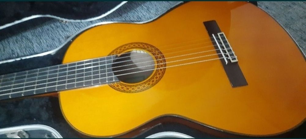 Chitara electro clasica Yamaha C 80 II 122 142 162 40 cordoba