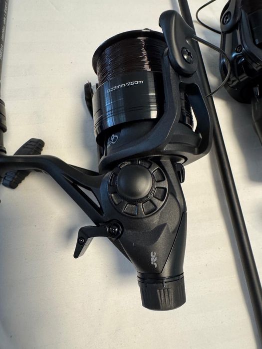 Vand combo crap JRC - 3 lbs, 3.6 m cu mulineta NOU