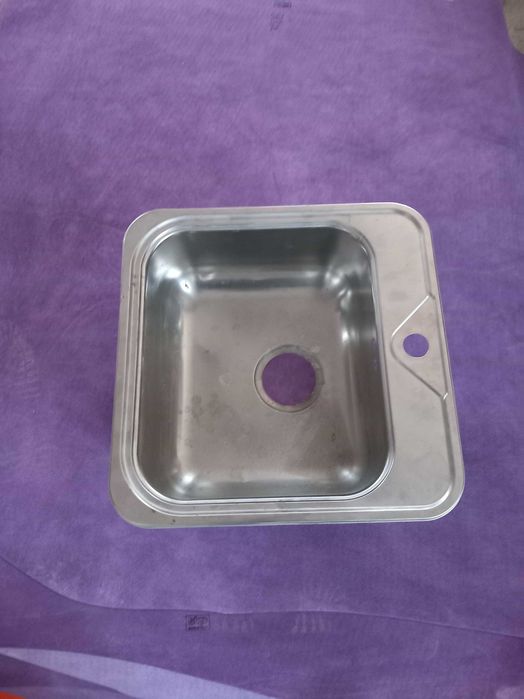 Корита за кухненски мивки - единични и двойни