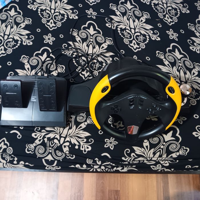 Volan de gaming myria de vânzare.